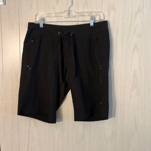 Free Country Long/board short size M